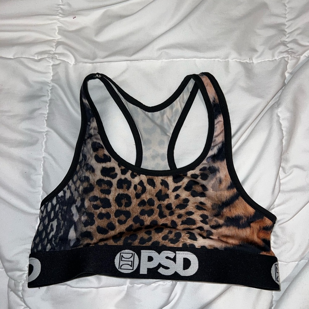 Psd sports bra